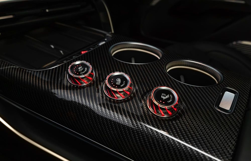 Noul Mercedes-AMG GT SUV este aici: 3 motoare electrice de 1169 CP - Poza 43 Noul Mercedes-AMG GT SUV este aici: 3 motoare electrice de 1169 CP - Poza 43