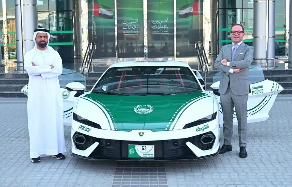 Poliția din Dubai își extinde flota de supercaruri cu noul Lamborghini Temerario - Poza 1