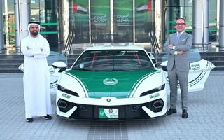 Poliția din Dubai își extinde flota de supercaruri cu noul Lamborghini Temerario Poliția din Dubai își extinde flota de supercaruri cu noul Lamborghini Temerario