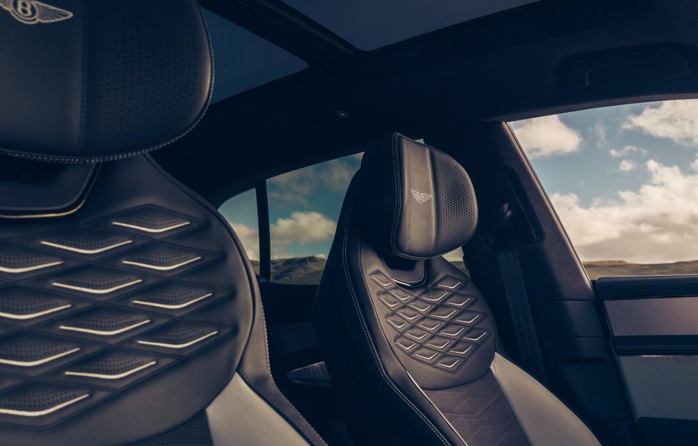 Bentley Torcal First Edition: ediție de lansare cu elemente din fibră de carbon - Poza 9 Bentley Torcal First Edition: ediție de lansare cu elemente din fibră de carbon - Poza 9