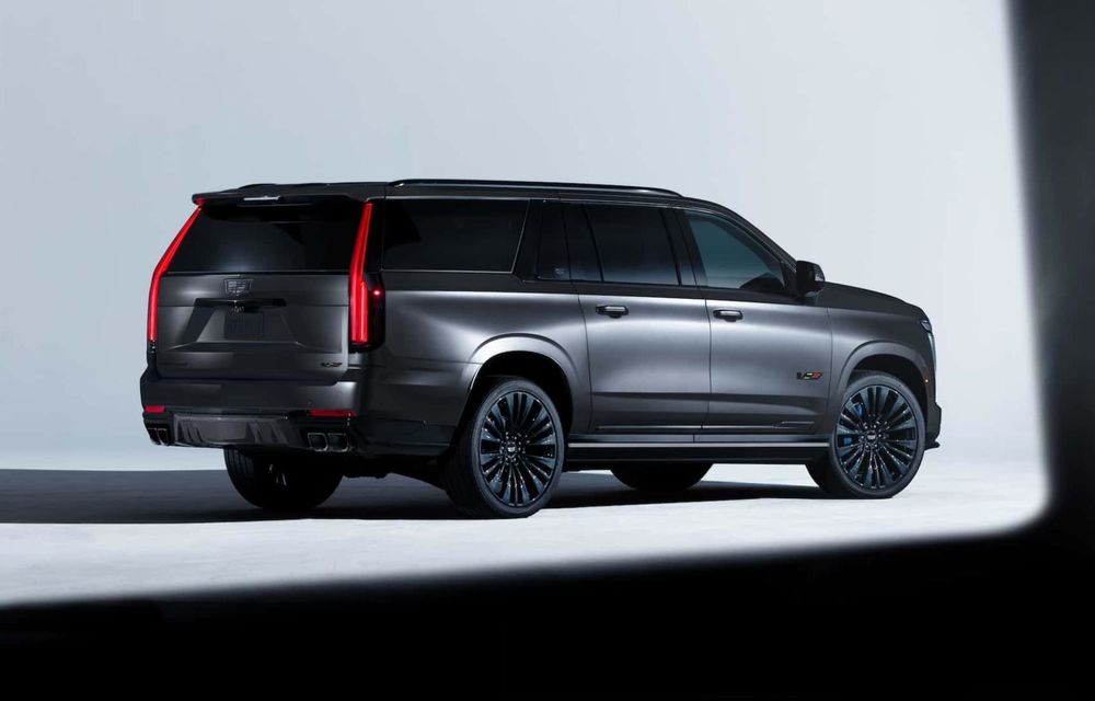 Cadillac sărbătorește 125 de ani cu o ediție specială pentru Escalade-V - Poza 3 Cadillac sărbătorește 125 de ani cu o ediție specială pentru Escalade-V - Poza 3
