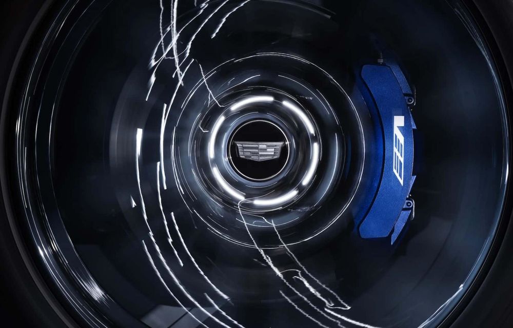 Cadillac sărbătorește 125 de ani cu o ediție specială pentru Escalade-V - Poza 9 Cadillac sărbătorește 125 de ani cu o ediție specială pentru Escalade-V - Poza 9