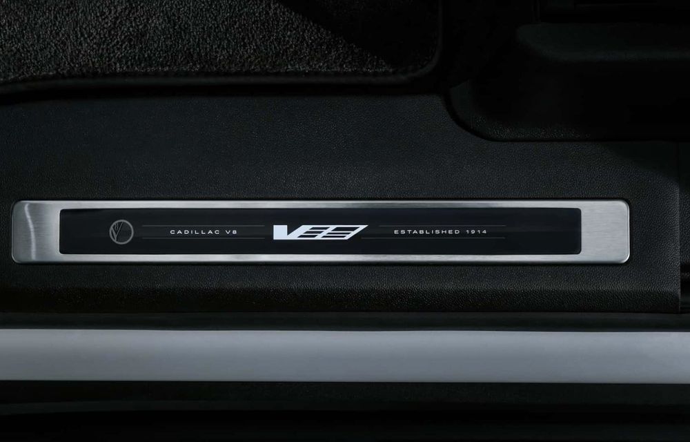 Cadillac sărbătorește 125 de ani cu o ediție specială pentru Escalade-V - Poza 18 Cadillac sărbătorește 125 de ani cu o ediție specială pentru Escalade-V - Poza 18