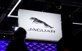 Aproape 94.000 de modele Range Rover, rechemate în service din cauza unei probleme la camera de marșarier