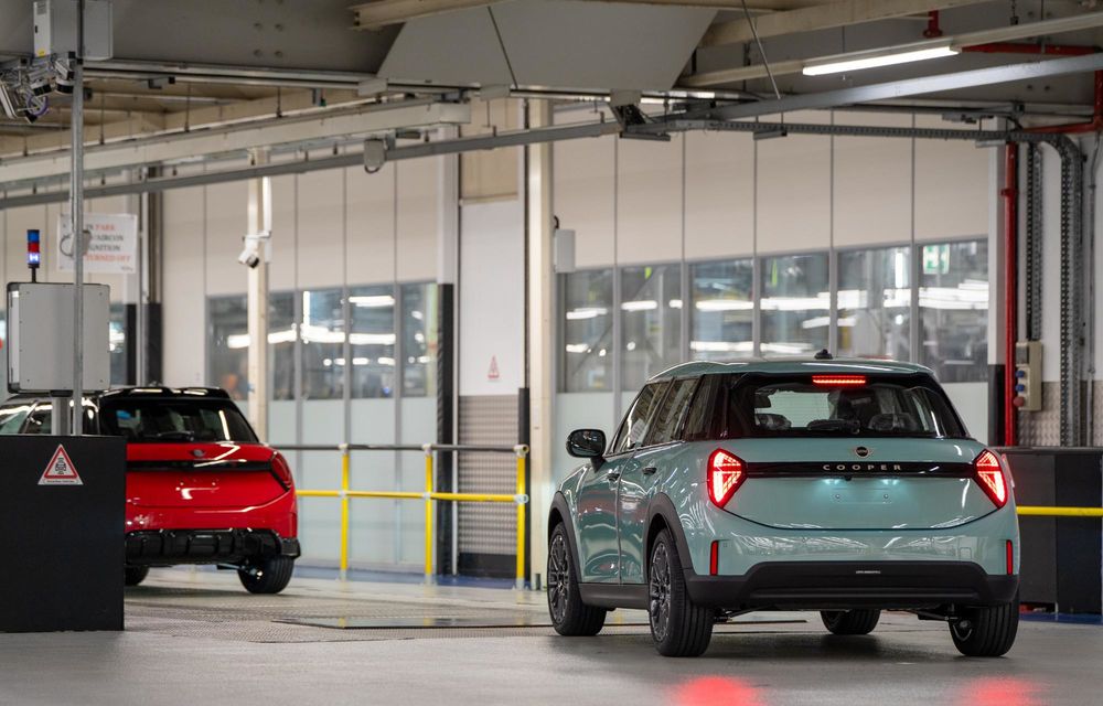 Grupul BMW: un milion de vehicule ghidate fără șofer în interiorul uzinelor - Poza 2 Grupul BMW: un milion de vehicule ghidate fără șofer în interiorul uzinelor - Poza 2