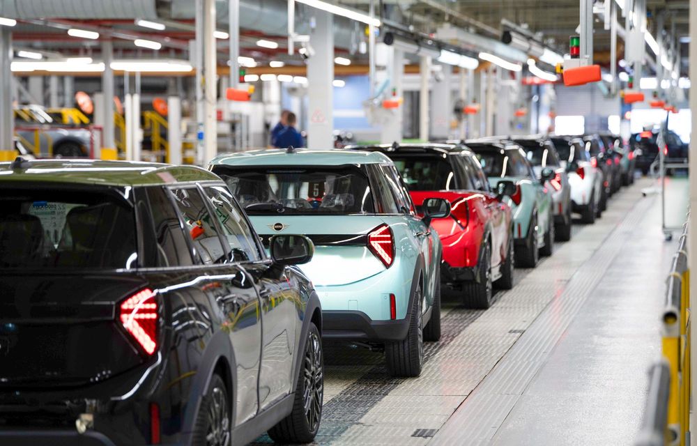 Grupul BMW: un milion de vehicule ghidate fără șofer în interiorul uzinelor - Poza 3 Grupul BMW: un milion de vehicule ghidate fără șofer în interiorul uzinelor - Poza 3