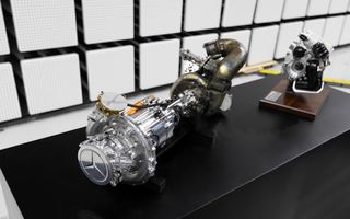 Mercedes-Benz: motor pe benzină nou cu turbocompresor electric
