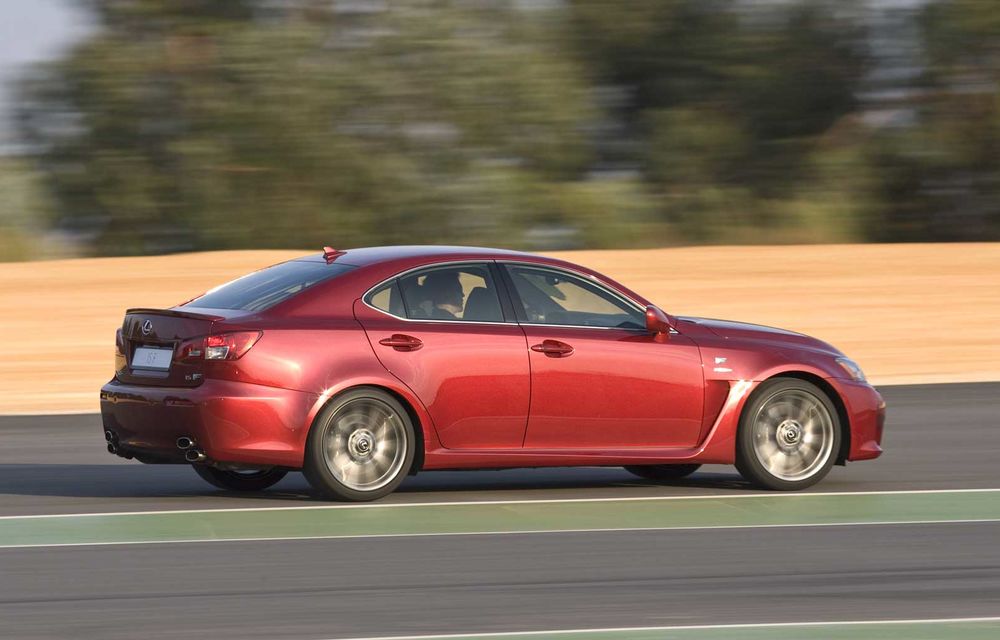 Lexus ar putea renunţa la modelul performant IS-F - Poza 2