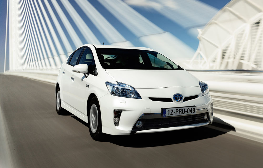 Toyota: Un vehicul hibrid plug-in este cu 46% mai eficient decât un vehicul convenţional - Poza 2