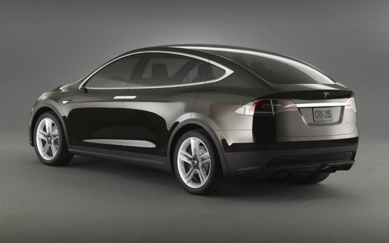 Tesla Model X, primul SUV al mărcii americane, va fi lansat în 2015 - Poza 2