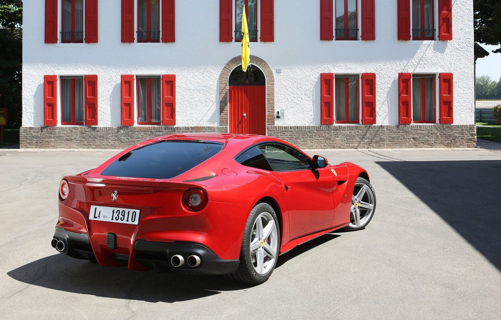 Ferrari F12 Berlinetta este ”Supercarul anului 2012” pentru Sunday Times - Poza 2