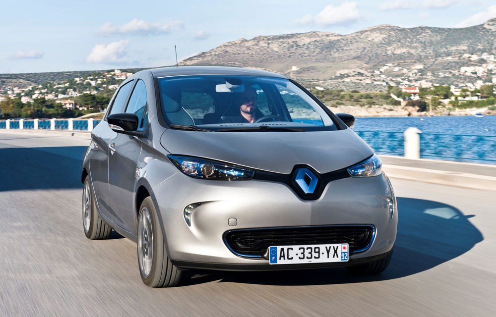 Renault Zoe primeşte o nouă &quot;lovitură&quot;: nu poate fi încărcat de la o priză standard - Poza 2