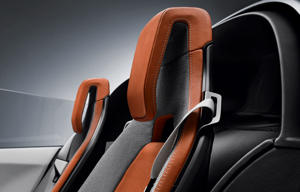 Decapotabila BMW i8 Spyder intră în producţie: 357 CP pentru versiunea cabrio a hibridului - Poza 2