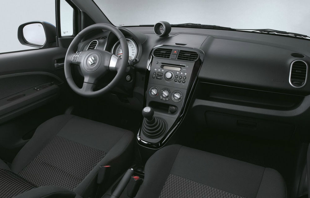 Suzuki Splash facelift, imagini şi informaţii oficiale - Poza 3