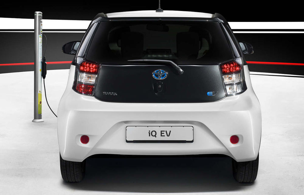 Toyota iQ EV debutează la Salonul Auto de la Paris - Poza 2