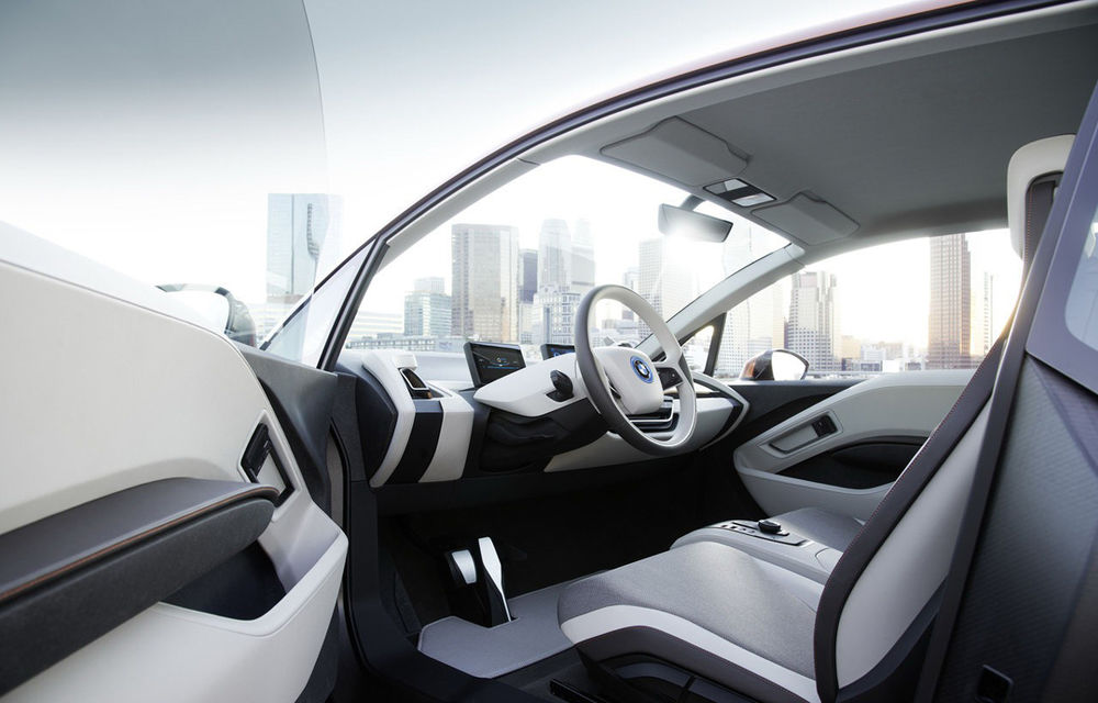 BMW i3 Concept Coupe, primele imagini şi informaţii oficiale - Poza 2