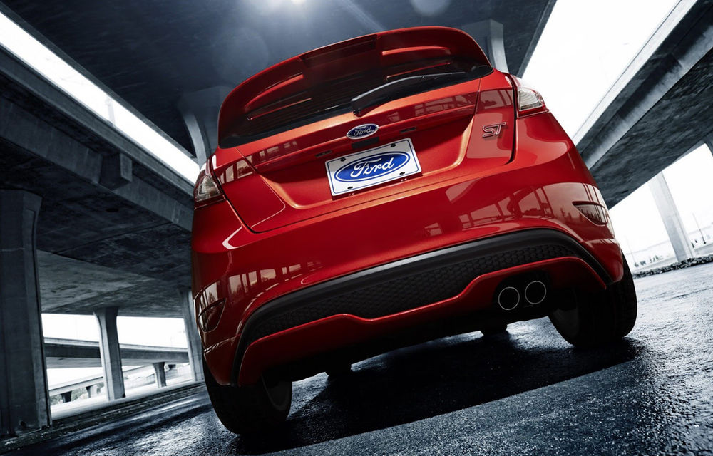Ford Fiesta ST debutează la Los Angeles cu cinci uşi şi 200 cai putere - Poza 3