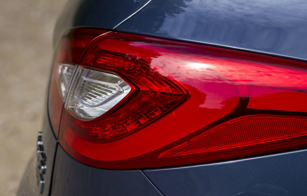 Hyundai ix35 primeşte o actualizare tehnică subtilă şi lumini de zi cu LED-uri - Poza 2