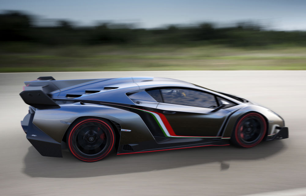 Lamborghini Veneno, mai profitabil decât orice investiție la bancă: în trei ani, prețul lui a crescut de trei ori - Poza 2