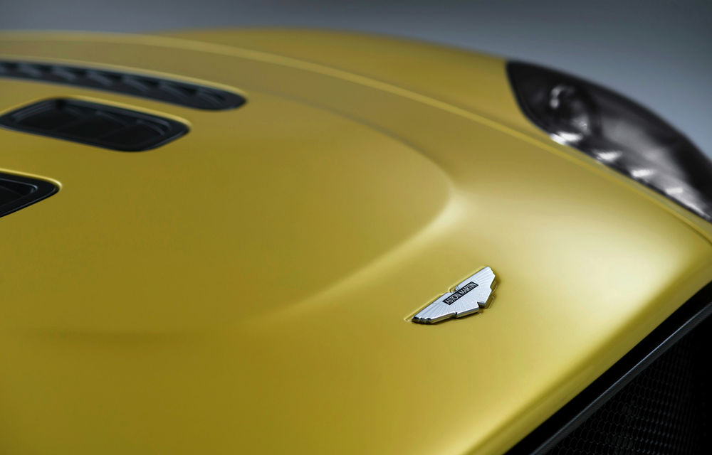 Aston Martin V12 Vantage S - vârful gamei britanice atinge 330 km/h - Poza 2