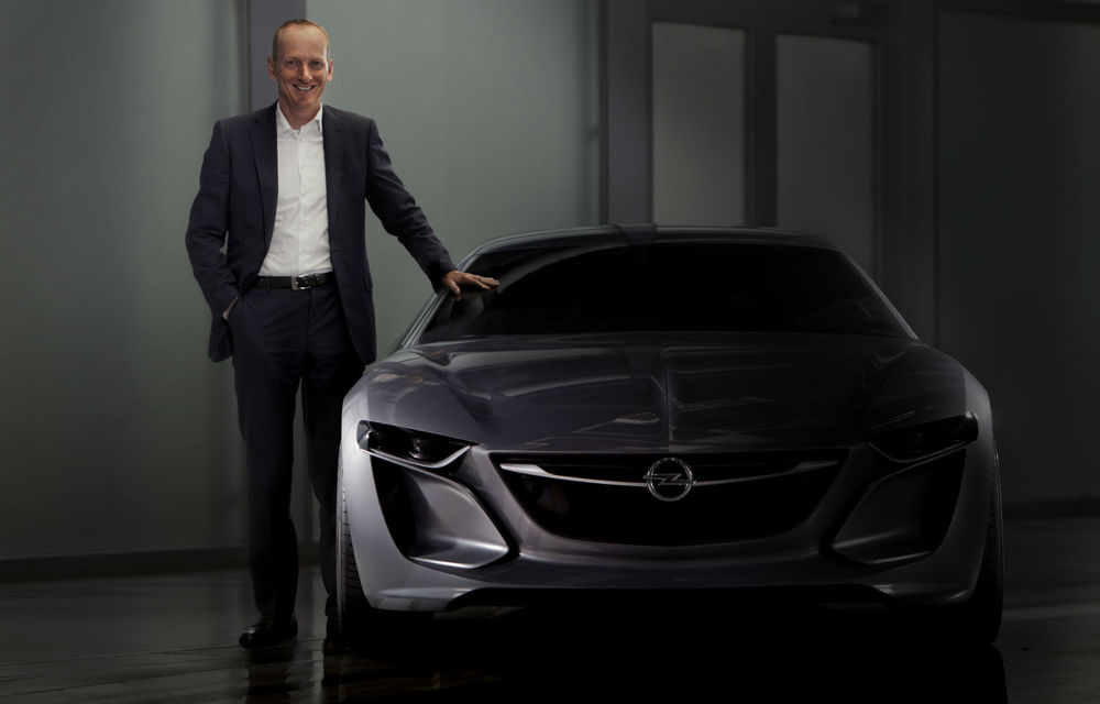 Opel Monza, conceptul care prezintă noua direcţie de design, a debutat la Frankfurt - Poza 2