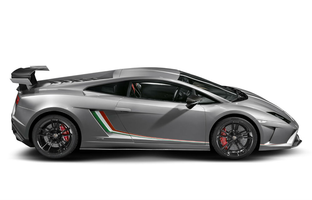 Lamborghini Gallardo LP 570-4 Squadra Corse este vedeta mărcii italiene la salonul german - Poza 2