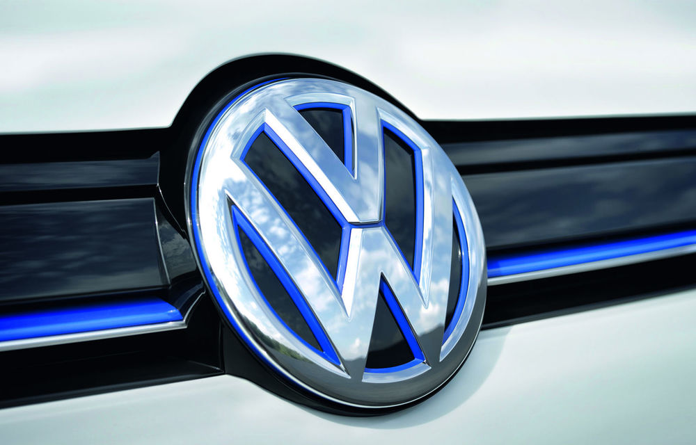 Prețuri Volkswagen Golf hibrid și electric în România: ambele versiuni eco pornesc de la 37.000 de euro - Poza 2