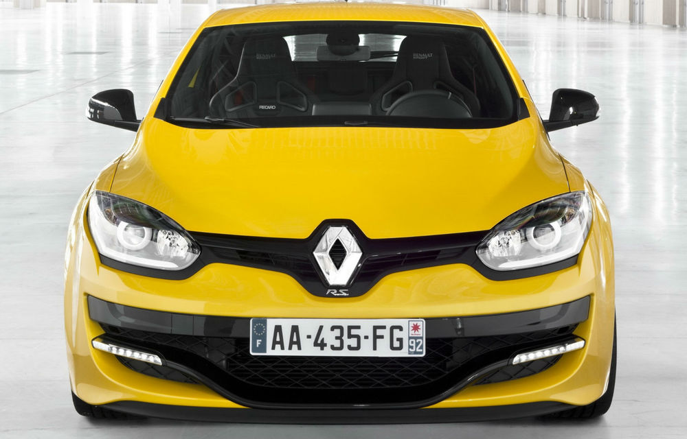 Preţuri Renault Megane facelift în România: plecare de la 14.100 de euro pentru 1.6 benzină de 110 CP - Poza 2