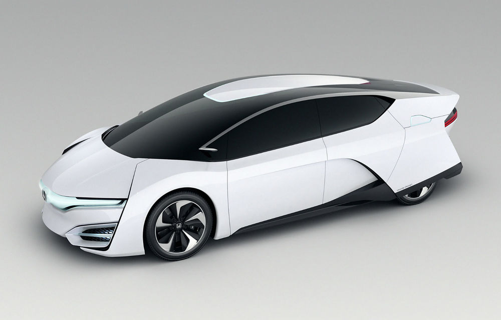 Honda FCEV Concept prefaţează viitoarele vehicule cu hidrogen ale japonezilor - Poza 2