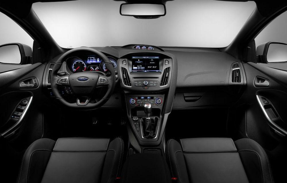 Ford Focus facelift - imagini şi detalii cu cel mai tehnologizat model compact - Poza 12
