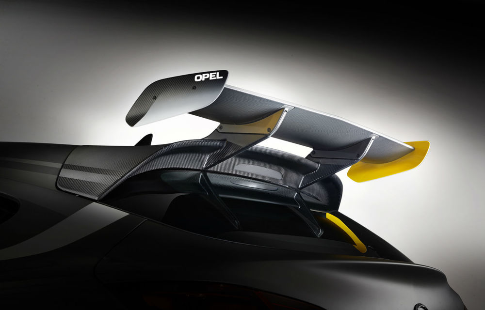 Opel Astra OPC Extreme - cel mai rapid Astra din istorie, prezentat oficial - Poza 2