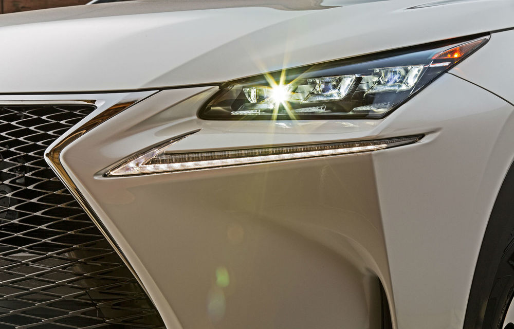 Preţuri Lexus NX în România: Crossoverul japonez pleacă de la 43.900 de euro - Poza 2