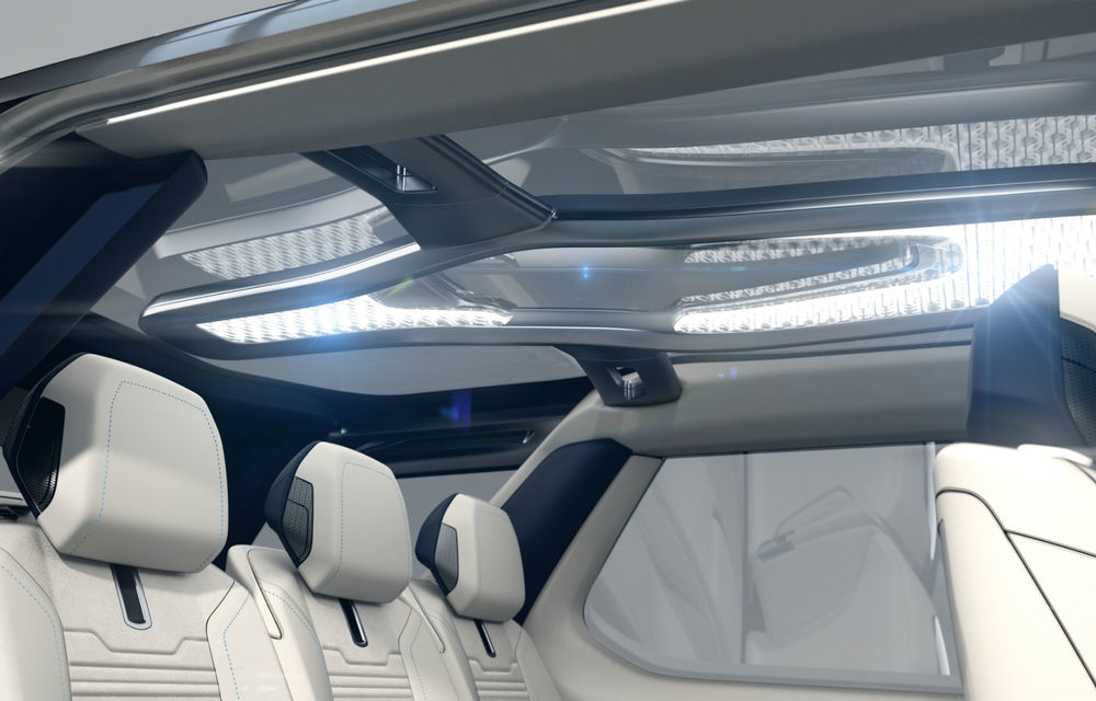 Land Rover Discovery Vision Concept anticipează viitoarea generaţie a SUV-ului britanic - Poza 2