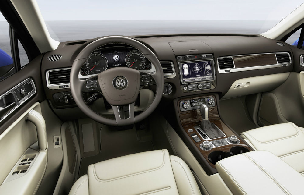 Preţuri Volkswagen Touareg facelift: versiunea restilizată a SUV-ului german pleacă de la 43.900 euro - Poza 2