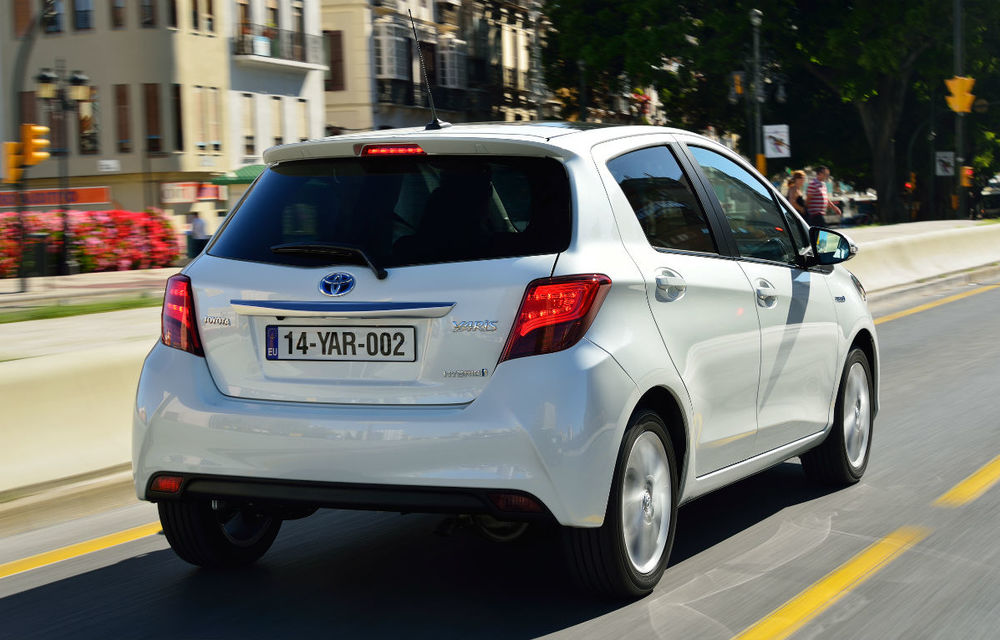 Preţuri Toyota Yaris facelift în România: start de la 12.470 euro, promoţie de lansare de la 10.970 euro - Poza 2