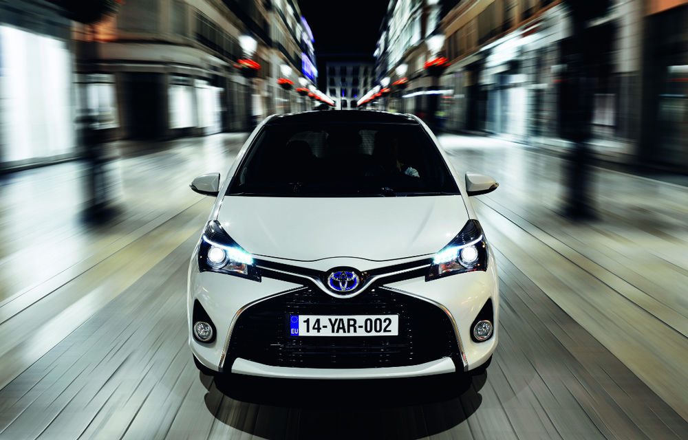 Toyota Yaris facelift: primele imagini şi informaţii oficiale - Poza 2
