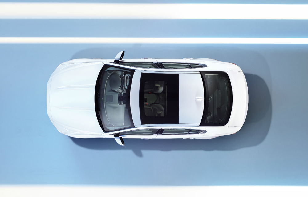 PARIS 2014 LIVE: Jaguar XE, sedanul britanic concurent cu BMW Seria 3 și Audi A4 - Poza 12