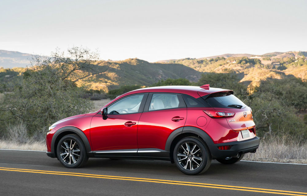 Mazda CX-3 îşi anunţă paleta de motorizări: 2.0 benzină şi 1.5 diesel pentru SUV-ul japonez de clasă mică - Poza 2