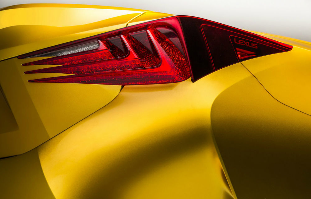 Lexus LF-C2: conceptul unui nou limbaj de design şi al unui rival pentru BMW Seria 4 Cabrio - Poza 2
