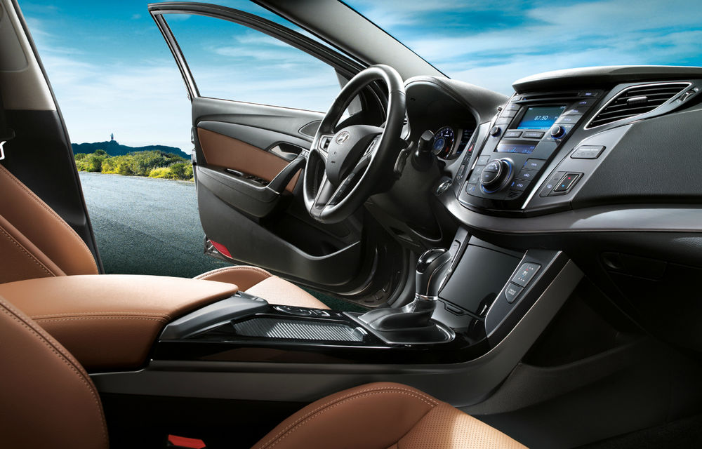Hyundai i40 facelift - modelul de clasă medie primeşte o faţă nouă şi o transmisie automată cu şapte trepte - Poza 4