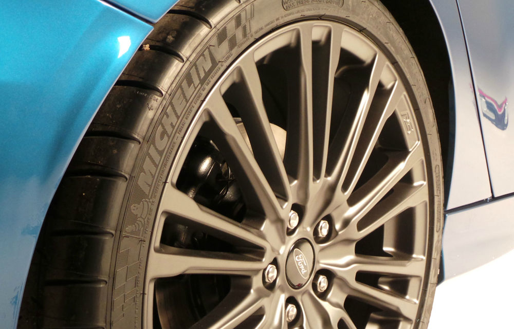 Ținta: 4 secunde pe 0-100 km/h. Ford dezvoltă versiunea Focus RS500, un RS mai ușor care va bate timpii lui Mercedes A 45 AMG - Poza 2