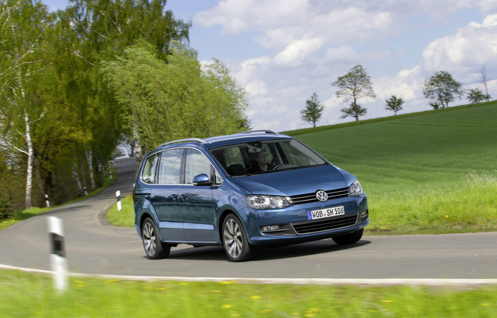 Prețuri Volkswagen Sharan în România: monovolumul cu șapte locuri pornește de la 29.700 de euro - Poza 2