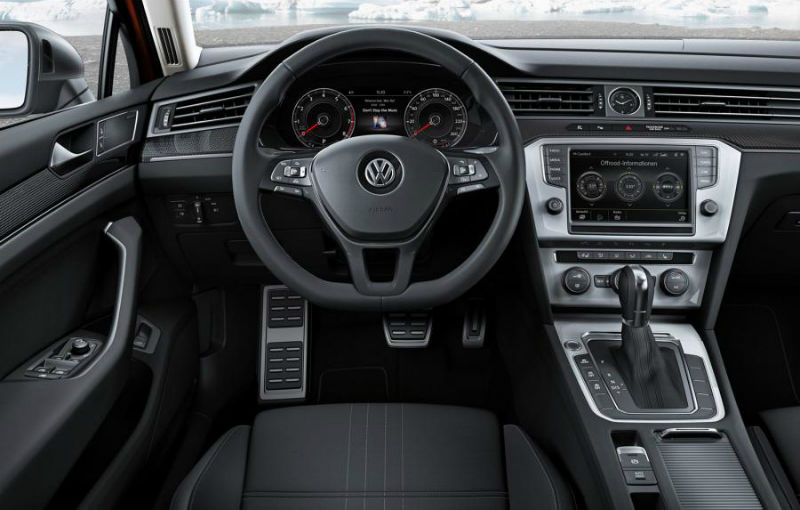 Volkswagen Passat Alltrack ajunge la a doua generaţie - Poza 2
