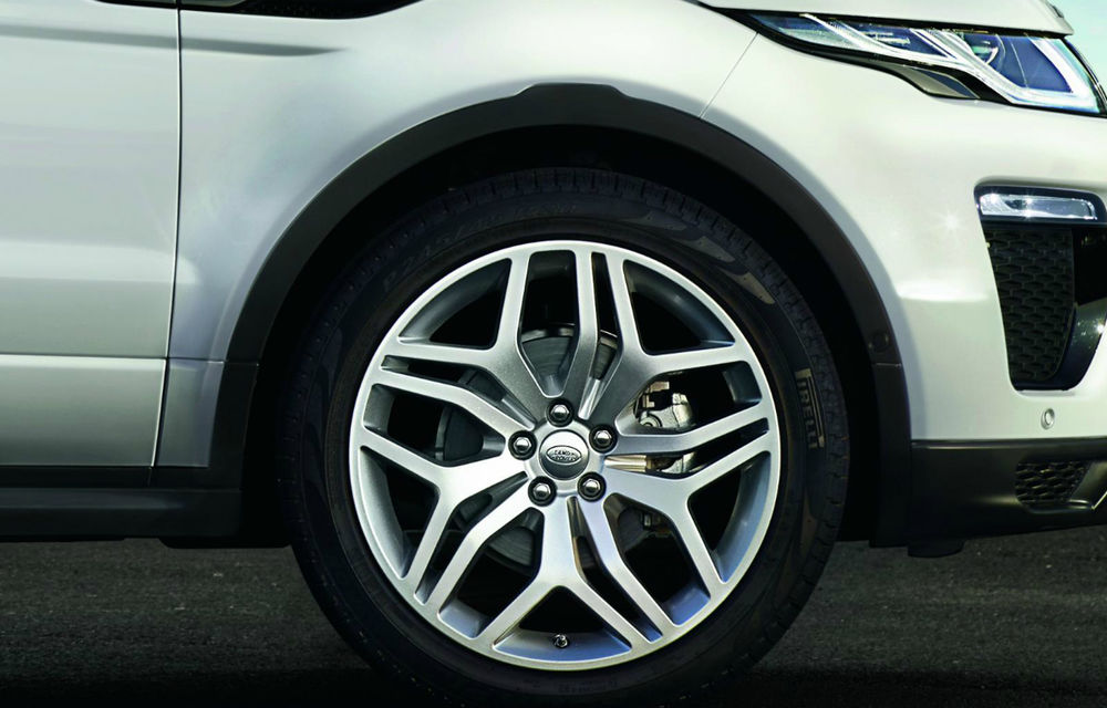Range Rover Evoque facelift: design agresiv şi un nou motor turbodiesel din gama Ingenium - Poza 2