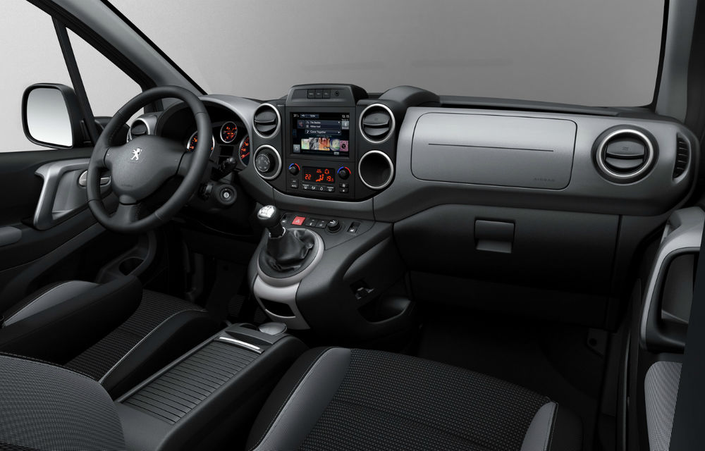 Peugeot Partner facelift debutează martie - Poza 2