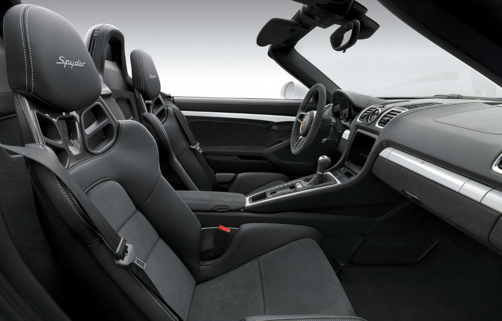 Porsche Boxster Spyder, dedicaţie pentru puriştii Porsche: fără climă şi radio, dar cu 3.8 litri, 375 CP şi cutie manuală - Poza 2