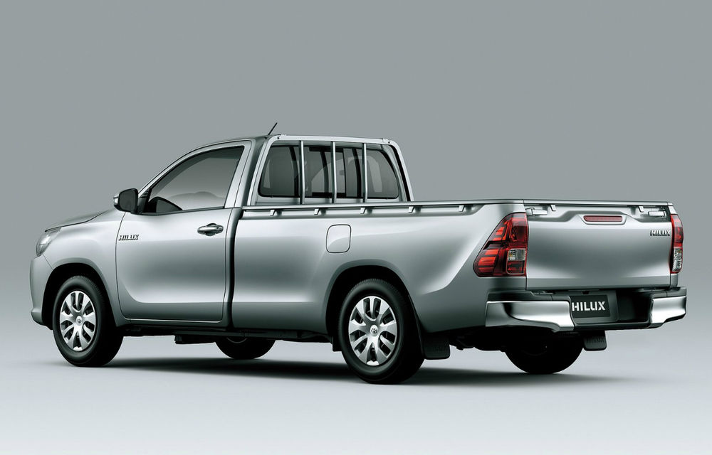 Prezentare: Toyota Hilux, unul dintre cele mai capabile pick-up-uri din segment - Poza 4
