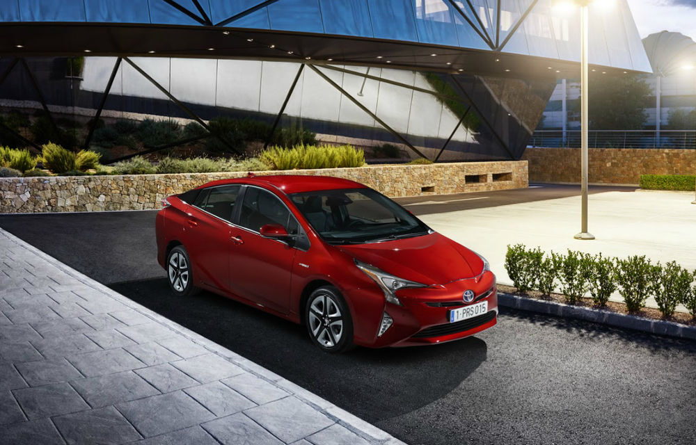 Ambiţii ecologice: Toyota a vândut 9 milioane de hibrizi în aproape 20 de ani şi vrea să ajungă la 15 milioane până în 2020 - Poza 2