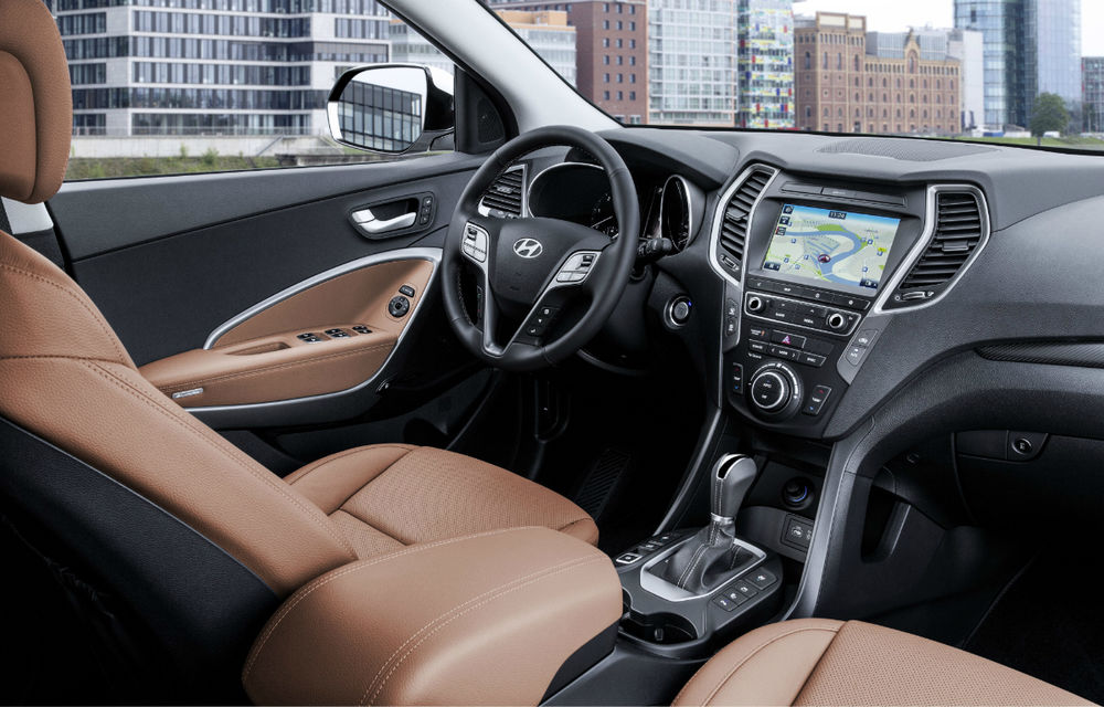 Hyundai Santa Fe facelift: SUV-ul coreenilor se adaptează la limbajul stilistic al mărcii - Poza 2