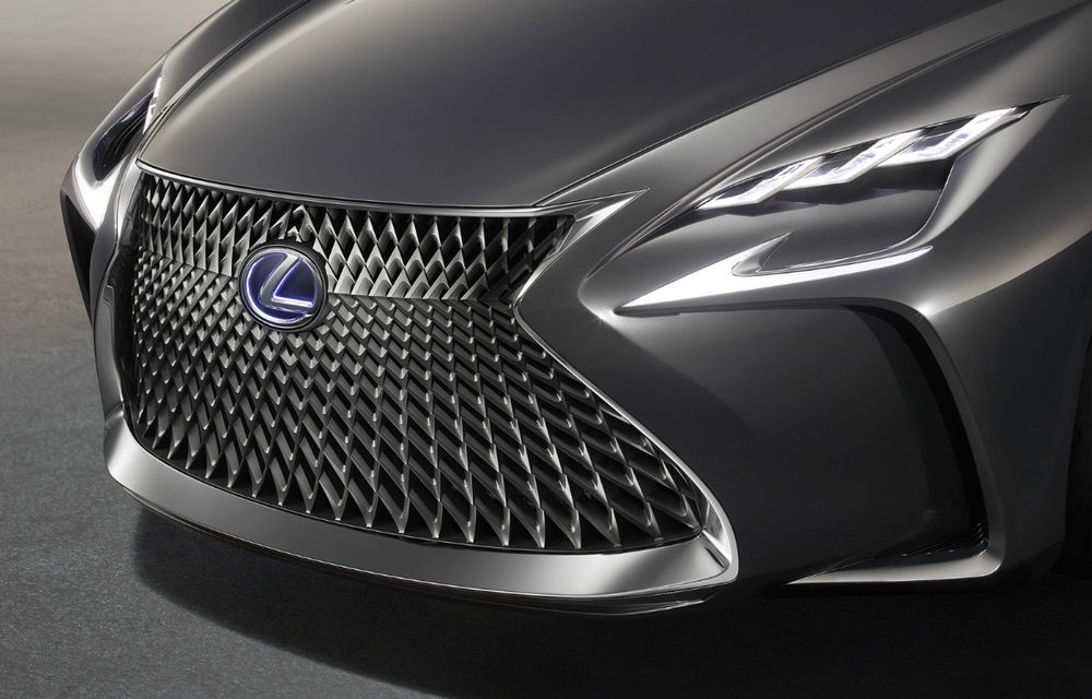 Lexus LF-FC ne arată viitorul în materie de limuzine japoneze - Poza 2